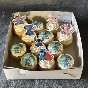 Stitch cupcakes
