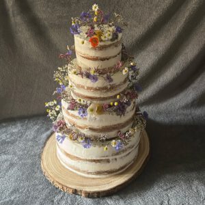 033 Naked bruidstaart veldbloemen